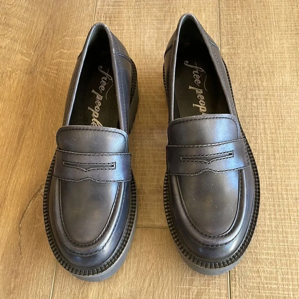 Free People Decker Penny Loafer Black Leather Lug Sole Platform EU 39 US 9